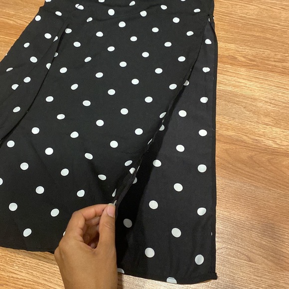 Black and White polka dot spaghetti strap dress - Picture 4 of 4